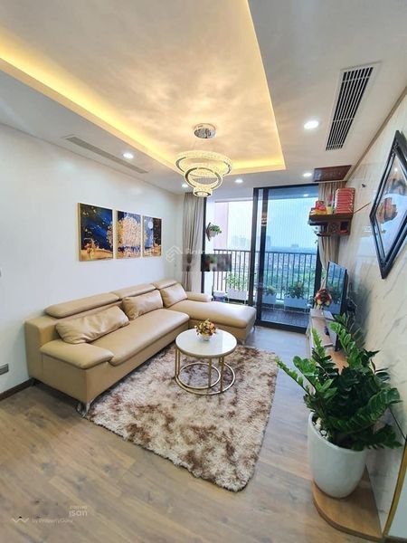 Tôi cần bán căn hộ 110m2 ban công Đông Nam, tầng Trung 3pn 2vs giá 7.2 tỷ tại Five Star