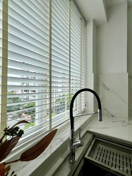 Bán căn hộ Mỹ Khánh 2B Phú Mỹ Hưng 3PN, 113m, full nội thất mới, sổ hồng, giá 10.8 tỷ