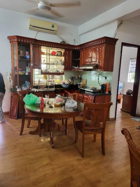 Chung cư Khu Đô thị Việt Hưng chỉ trên3 tỷ về ở luôn.