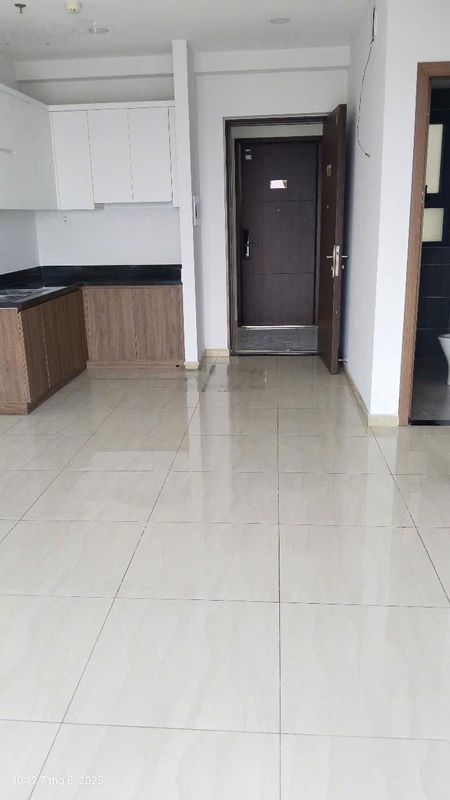 Bán căn hộ bcons garden 58m2 2 phòng ngủ có lô gia view đẹp