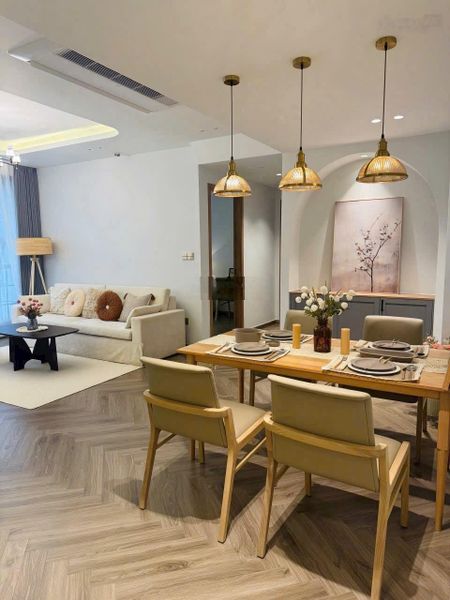 Cần bán căn hộ green valley 120m2 2PN giá chỉ 9.3 tỷ .Lh:0979555029 Mr Hùng