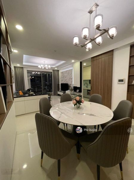 Cần bán CHCC Cộng Hoà Plaza - Tân Bình. DT: 72m2, 2PN, 2WC. Giá: 4.2 tỷ. LH: 0904715617 - Quyền