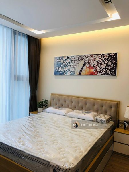 Chủ nhà gửi bán căn hộ 2 ngủ đầy đủ nội thất cao cấp tại vinhomes metropolis giá cực tốt