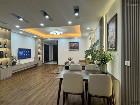 Chính chủ bán CHCC 3N2W Hapulico Complex - Giá 9,2 tỷ - DT 102m2 - Tầng đẹp - Sẵn sổ giao dịch