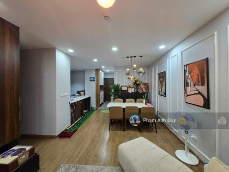 Hàng hiếm! Chính chủ gửi bán căn góc 3PN, 104m2, giá cực tốt chỉ 8,X tỷ tại IRIS GARDEN