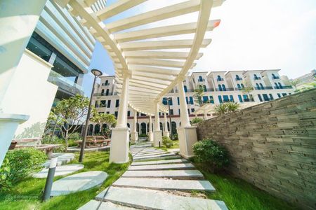 Rẻ nhất Sunshine Golden River, hàng hiệu giá mềm chỉ 100tr/m2 nội thất cao cấp, view đẹp ở ngay