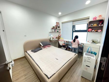 Bán căn hộ chung New Skyline, Phường Văn Quán, Hà Đông. 135m2 3N 9.25 tỷ. LH: 0983237984