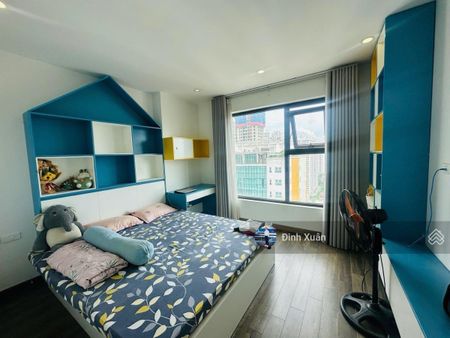 Bán gấp nhà tập thể ngay phố Nguyễn Trãi- DT 39/70m- 2 ngủ- Thoáng Sáng- Full Đồ Ở Ngay