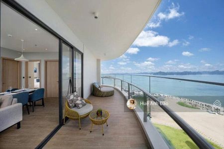 Bán căn hộ 2 Ngủ - View Chính Biển - Đã nhận nhà ở ngay giá 4.800 tỷ