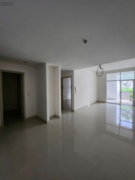 Bán Căn Hộ Officetel Sunrise City North | Nội thất cơ bản, có sân vườn