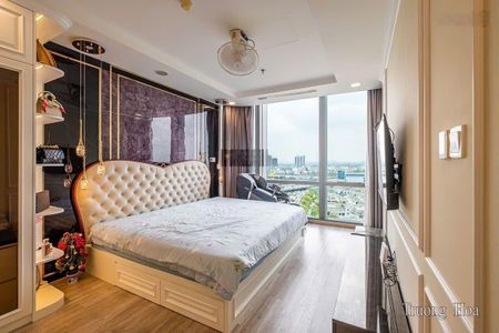 Bán căn hộ 2PN + 2WC tại Vinhomes Golden River Ba Son, 11 tỷ, 90m2, view đẹp
