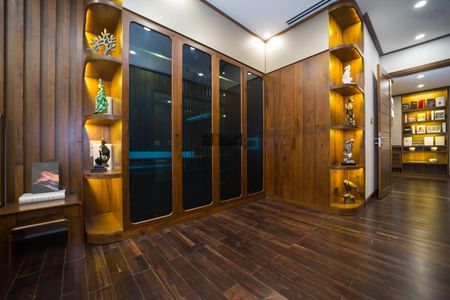 TSQ Euroland, Mỗ Lao. Bán căn góc đẹp 4PN - 225m2 tầng trung, nhà đẹp full nội thất mới, giá 12 tỷ