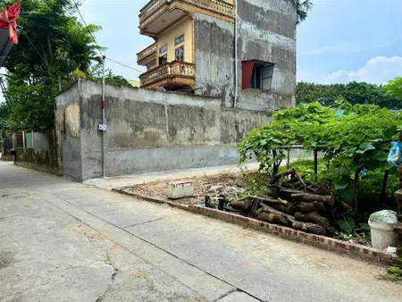 Hàng hót siêu hiếm, khó tìm, đất 2 mặt tiền 63m2 full thổ cư , ô tô tránh tại nội bài