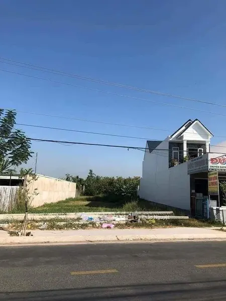 Chính chủ bán nhanh lô đất mt đường nguyễn văn linh, p. mỹ phước, long xuyên, an giang, 120m2