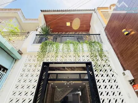 LÊ VĂN QUỚI 4 TẦNG, 4.2 X 19, NHỈNH 6.9 XÍU XIU, BÌNH TÂN GIÁP TÂN PHÚ