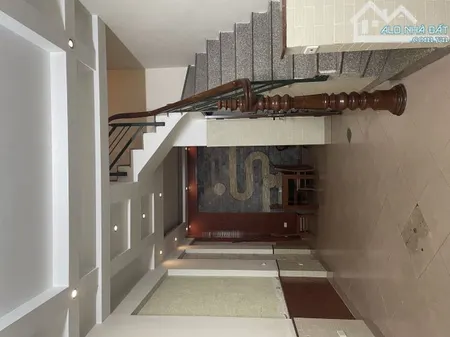 CHÍNH CHỦ BÁN GẤP NHÀ PHÂN LÔ TẠI PHỐ TRUNG KÍNH TO - Ô TÔ - 5 TẦNG DÂN XÂY
