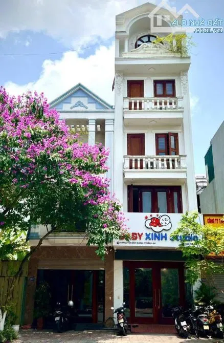 Bán nhà 5 tầng đẹp, hiện đại mặt đường Nguyễn Đình Chính, Trần Lãm TP. Thái Bình (HY)