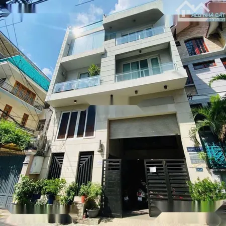 Cần bán gấp căn nhà HXH 8m đường Điện Biên Phủ, P4, Q3 - Giá 5,59tỷ/112m2. Sổ chính chủ