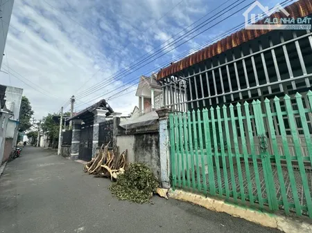 Bán nhà sổ Hồng riêng thổ cư 5x 40m gần nhà thờ Thái An Chợ Trảng Dài