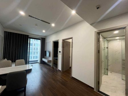 Chính chủ bán căn 1 + 42.8m2 tầng 2502 tòa A Masteri Vinhomes Smart City Tây Mỗ full. Giá: 3.7 tỷ