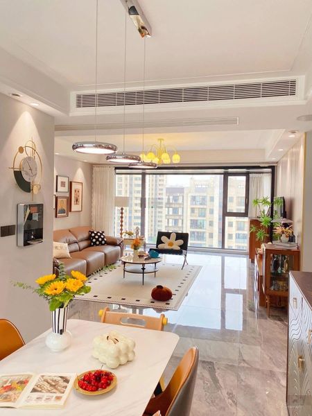 Hàng Hiếm! Tập Thể Ngọc Khánh-Nguyễn Chí Thanh, Ba Đình, sổ to48/75, 3 ngủ, 2wc, view hồ Ngọc Khanh