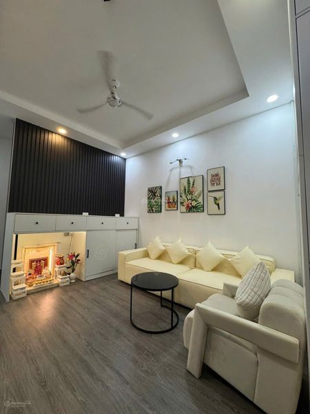 Cần bán cc western capital dt 50m2 2pn 1wc full nt giá 2,3 tỷ lh 0795570982 tuấn