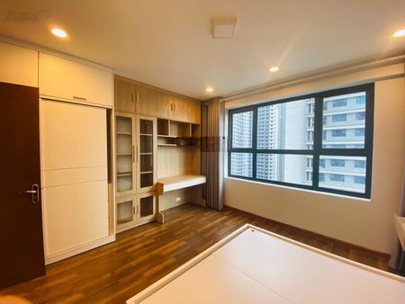Bán căn góc 3PN Golden park - tầng trung, view thoáng đẹp || Giá TL để bán gấp
