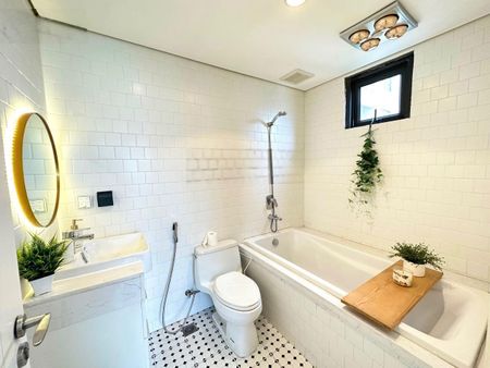 BOHEMIA Lê Văn Thiêm - Cần bán căn 2 pn - dt 86m2 - Giá 7,5 tỷ full nội thất - lh 0849678000