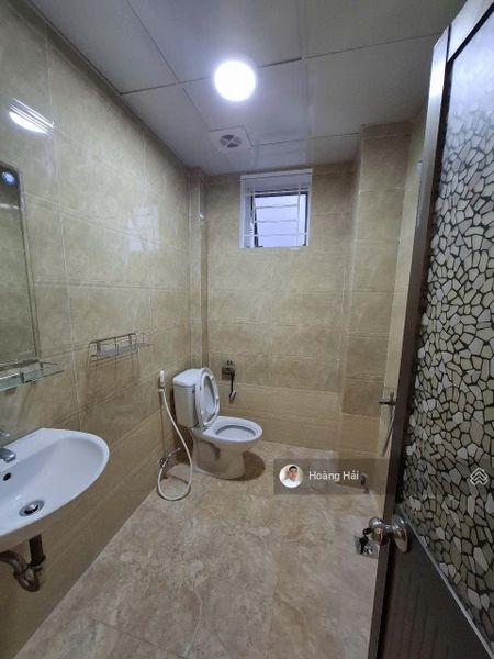 Duy nhất CHCC Việt Hưng diện tích 77,5m2 2 phòng ngủ ban công thoáng mát giá 3,39 tỷ