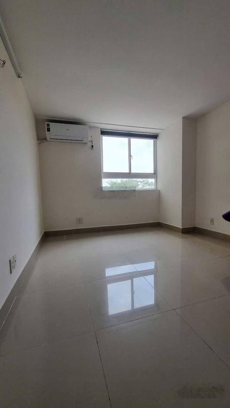 Chính chủ cần tiền bán gấp chung cư 1050 2pn 2wc 68m2 giá chỉ 1 tỷ 650 tại bình thạnh