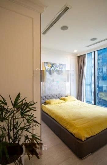 Hàng hiếm tại Vinhomes Golden River BaSon, 10,9 tỷ, 70m2, 2PN, 2WC , view thoáng măt