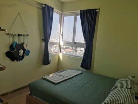 Bán căn hộ Tô Ký 62m2, 2pn giá 2.4tỷ nhà nội thất sẵn lh 0906335990