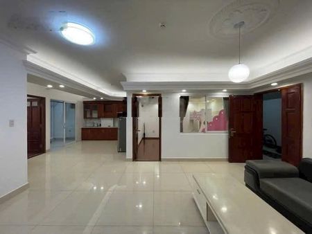 Cần tiền chính chủ bán gấp chung cư b2 trường sa 2pn 2wc 67m2 giá chỉ 1 tỷ 680 tại bình thạnh