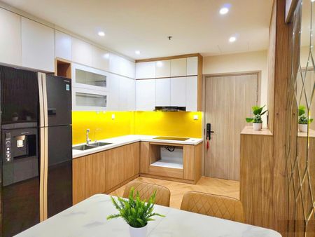Bán nhanh căn hộ 3PN 2WC phân khu Sapphire, sẵn sổ, full đồ, giá tốt