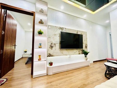 Bán CC mặt phố Thi Sách HBT 65 m2 2 ngủ giá nhỉnh 4.8 tỷ