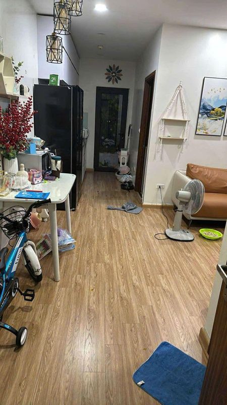 Bán căn hộ 2 ngủ 1 vệ sinh giá tốt nhất tầng trung đẹp