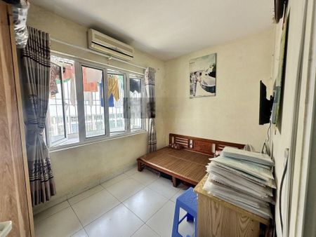 Bán Căn hộ Hoàn Kiếm, 60m2, hơn 2 tỷ: Vị trí vàng, 5 phút ra Hồ Gươm, tiện ở, đầu tư