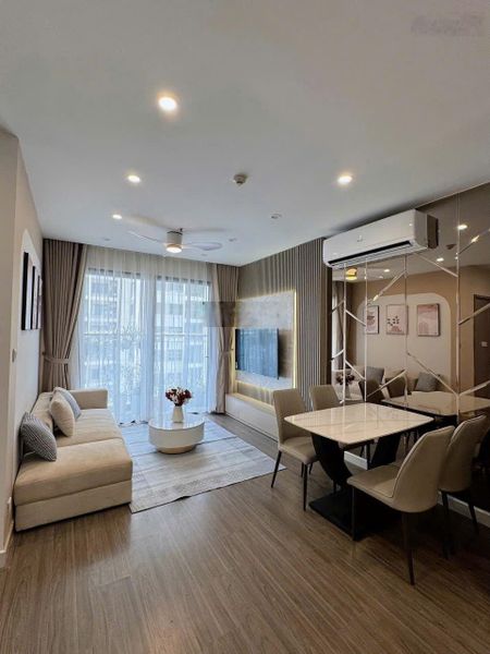 Bán 5 CH Studio-2 tỷ, 1Pn 3 tỷ, 2Pn 54m 3.85 tỷ, 2pn 64m 4.2 tỷ, 3pn 5 tỷ KĐT Vinhomes Smart City