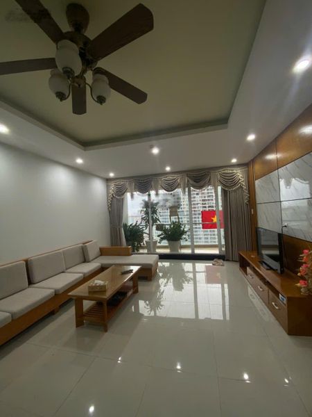 Bán căn hộ chung cư DIC PHOENIX 3PN-2WC, đầy đủ nội thất, view Đông Nam, 121m2, sổ hồng lâu dài