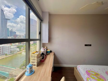 Bán Saigon Royal 2PN - 2WC - 86.4m2 giá chỉ 9.5 tỷ bao hết view BVĐ 0888051345 em Tiên