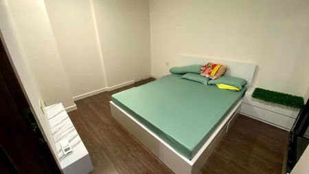 Bán Gấp Căn Officetel 70m2 2PN Sunshine Sky City Q7.Tầng cao.View Landmark.Giá bán 3 tỷ 950 BTP