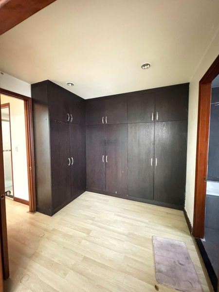 Bán gấp CH đẹp 324m2, 4PN, 3WC tại Sky Garden II, 15,6 tỷ VND