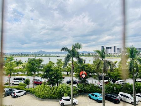 Do chuyển định cư, cần bán căn hộ 3Pn 96m2 View Biển Đông Nam trung tâm du lịch Bãi Cháy, Hạ Long.