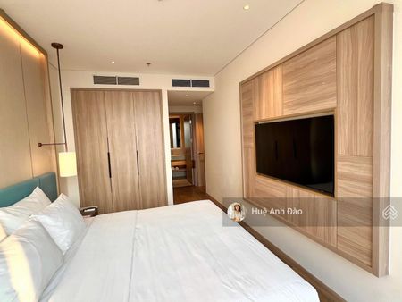 Bán căn hộ 2 phòng ngủ toà A, view biển núi - nhận nhà có thể ở ngay - giá chỉ 4.350 tỷ
