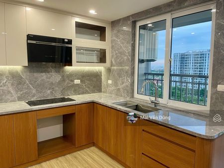 Bán căn chung cư 3 ngủ toà CT10 đô thị Việt Hưng