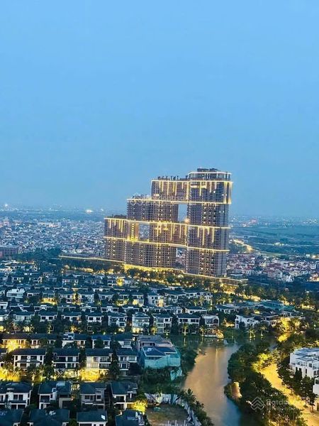 Bán nhanh căn hộ 2 ngủ, 73,3 m, Skyforest, tại Ecopark