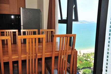 Bán căn góc 2pn 2wc căn hộ biển Maple - Tôn Đản view xéo biển, sổ hồng lâu dài