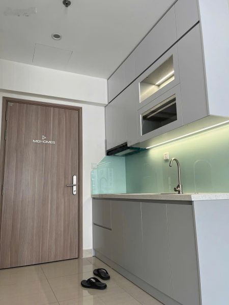 Bán căn studio toà S303 full đồ giá nhỉnh 2 tỷ diện tích 32m2