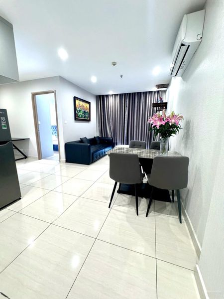 Bán căn hộ 2pn 1wc phân khu Sapphire giá rẻ, view thoáng đẹp