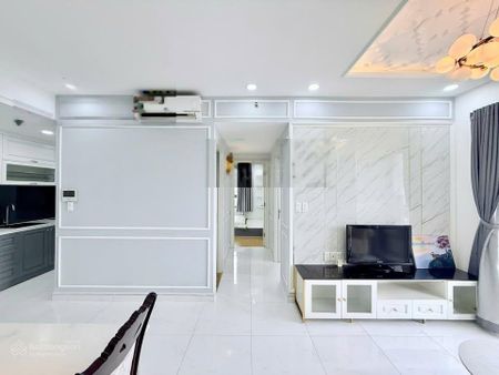 2PN - 2WC, nhận nhà từ CĐT - VAT sổ hồng riêng, hồ bơi vô cực view Landmark 81, vay bank 70%